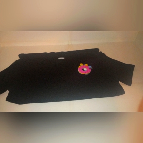 Juniors Simpsons T-shirt by Old Navy Sz 14-16 in never worn condition - Picture 1 of 5